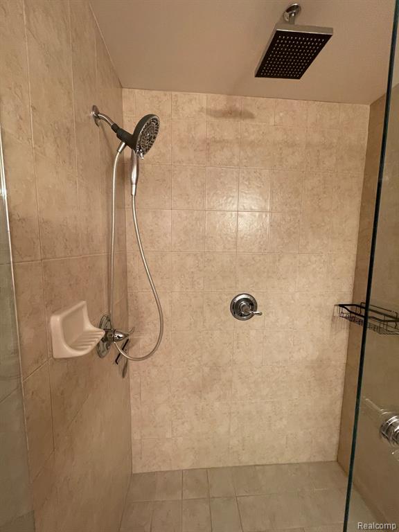 41693 CRANE Way, Novi, MI — Photo 23
