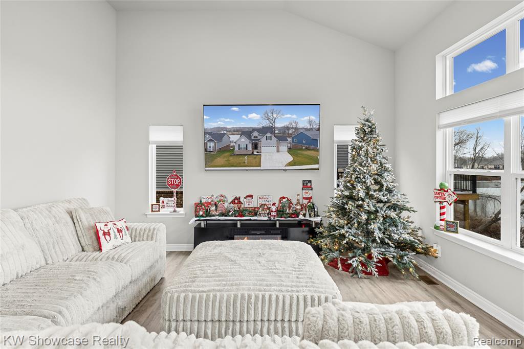 915 Preserve Lane, White Lake, MI — Photo 13