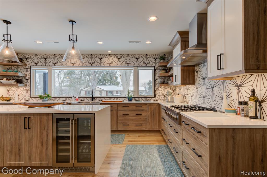 805 N Pemberton Road, Bloomfield Hills, MI 48302 — Photo 3