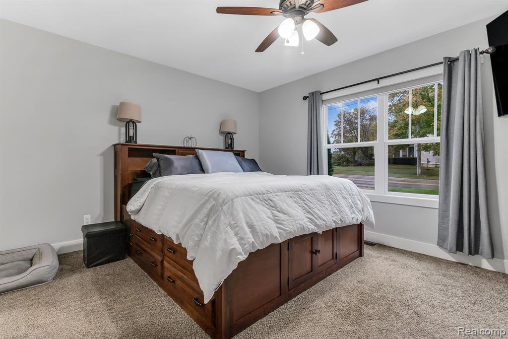 10174 HEGEL Road, Goodrich Vlg, MI — Photo 17