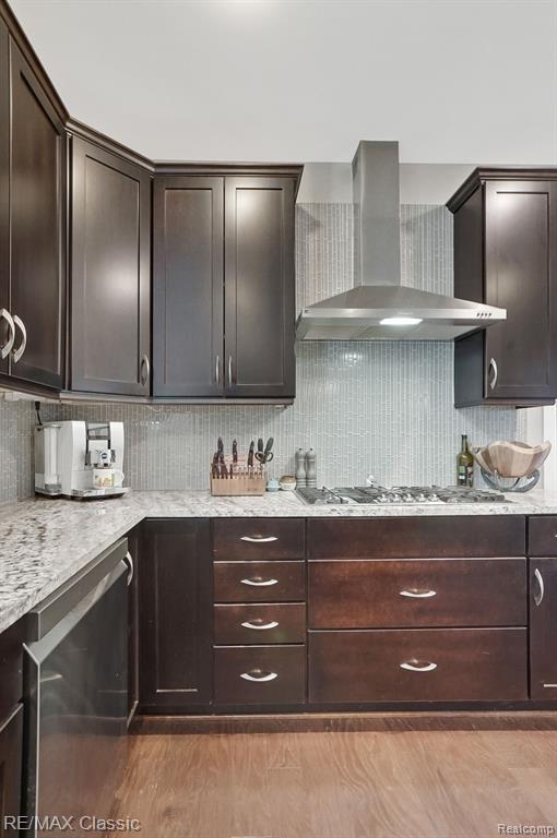 50757 CALVERT ISLE Drive, Novi, MI — Photo 30