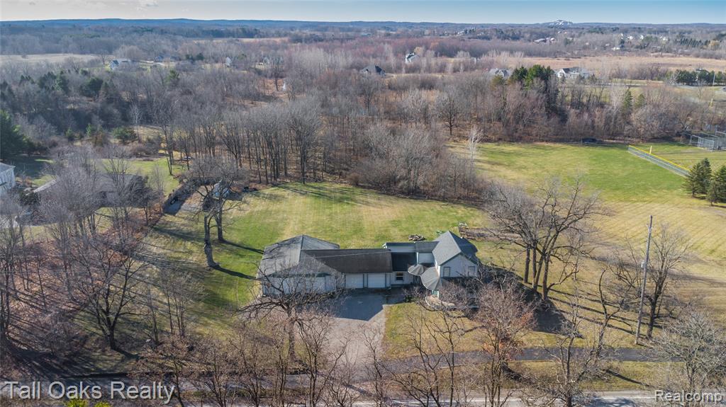 725 Wild Pond Court, Middleville, MI, 49333