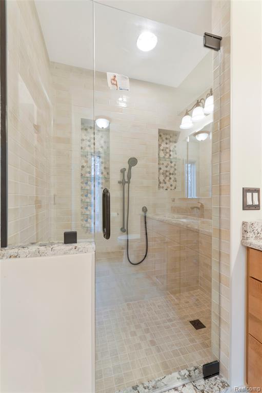4651 Eddystone Circle, Clarkston, MI — Photo 41