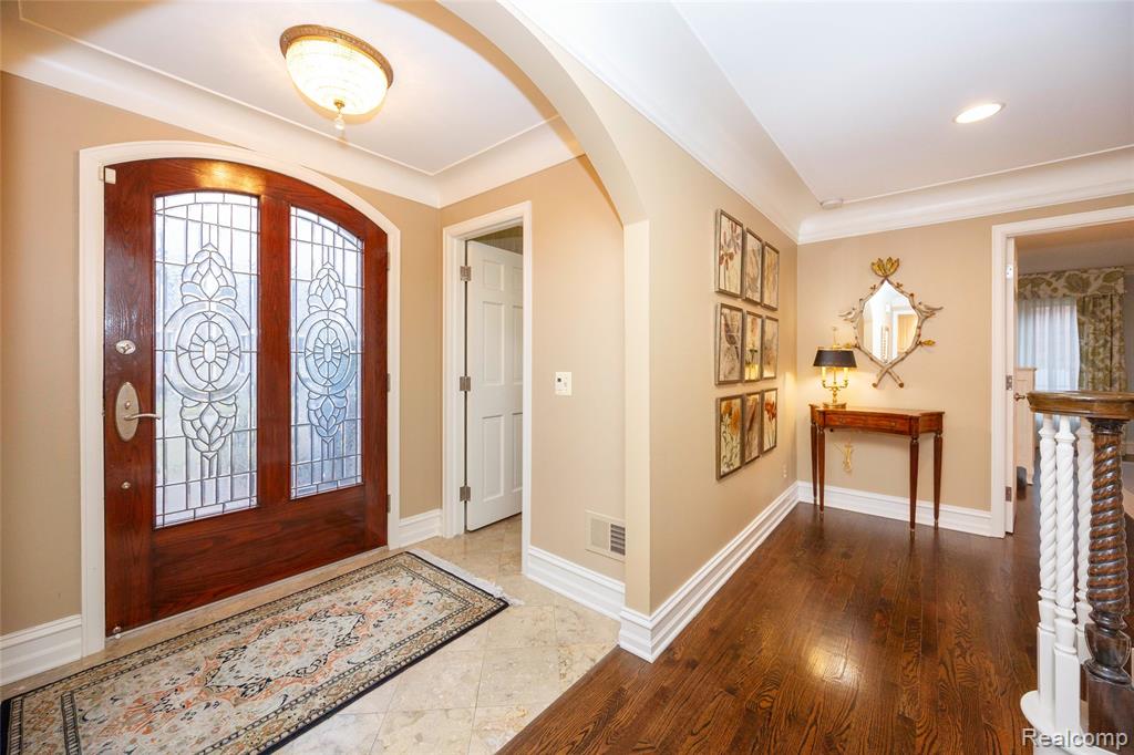 10 Sycamore Lane, Grosse Pointe, MI 48230 — Photo 32
