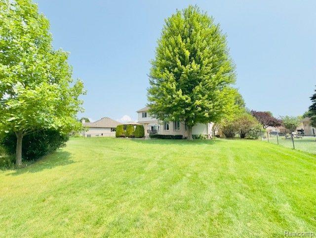 52611 FOREST HILL Drive, Chesterfield, MI 48047 — Photo 7