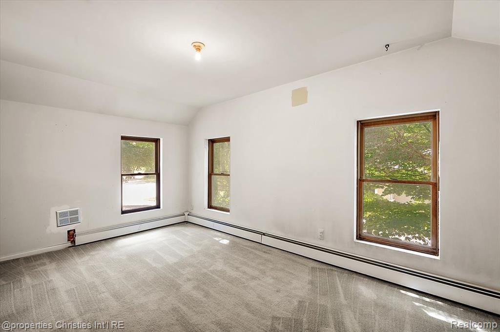 157 E Elmwood, Leonard, MI 48367 — Photo 62