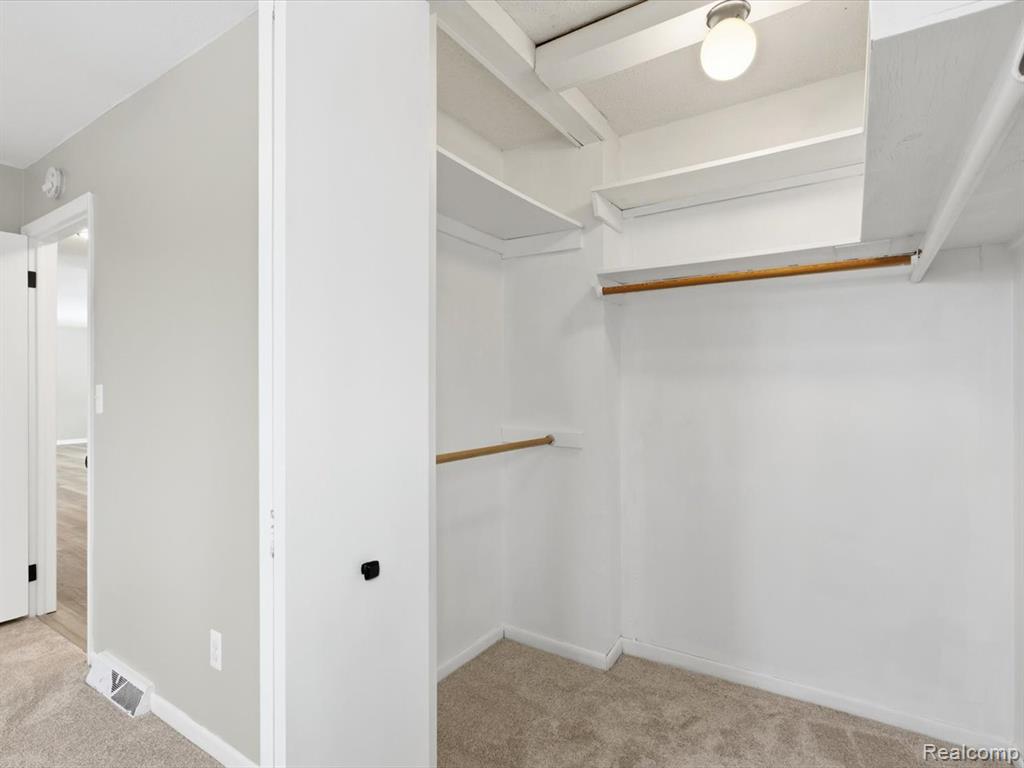 5837 Lakeshore Road, Fort Gratiot, MI 48059 — Photo 29