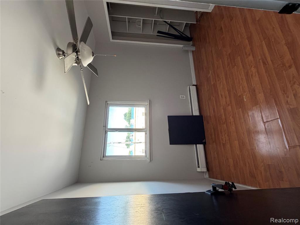 8203 Huntington Street, 16, Westland, MI — Photo 5