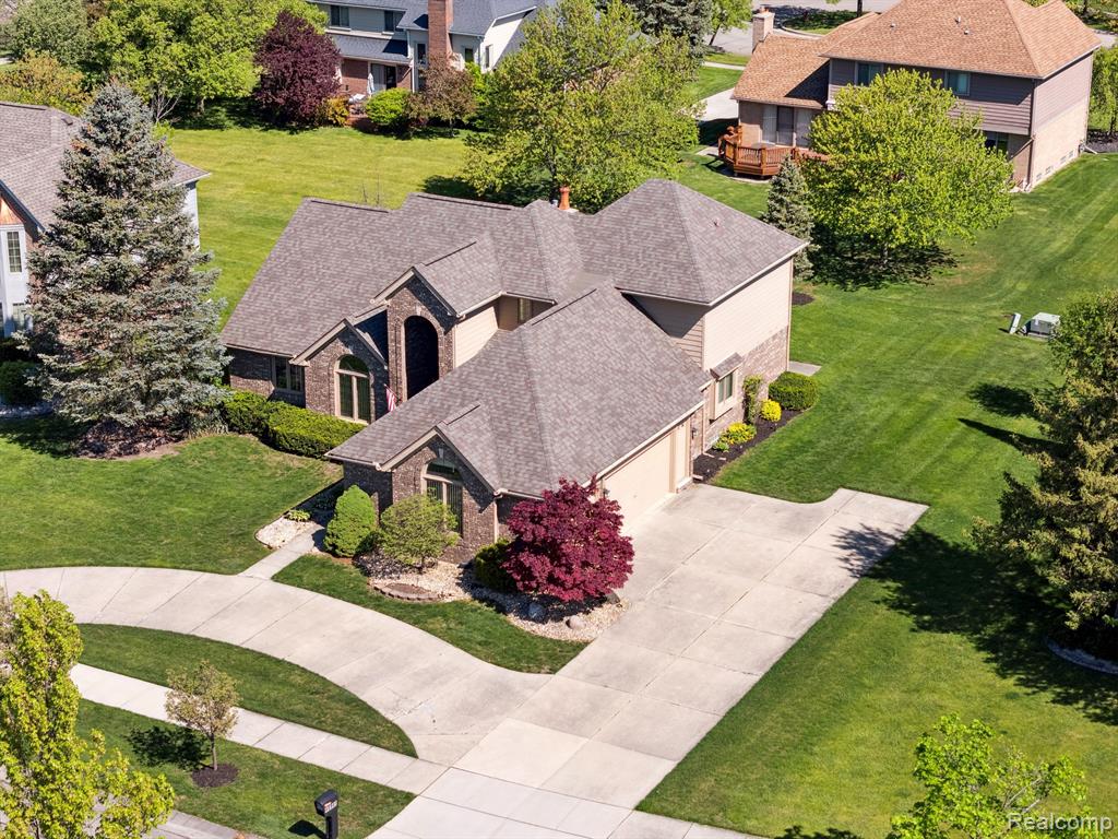 46941 SOUTHGATE Drive, Canton, MI 48188 — Photo 31