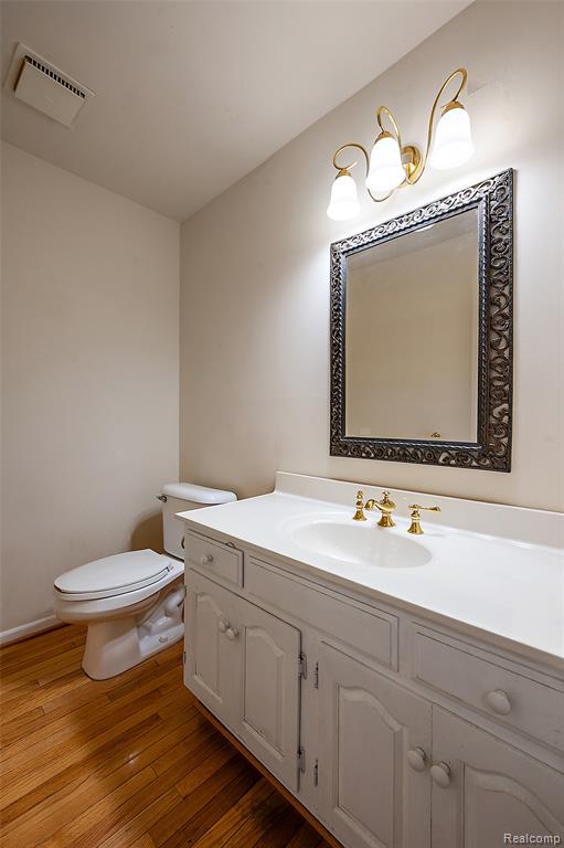968 Golfview Court, Rochester Hills, MI 48307 — Photo 7