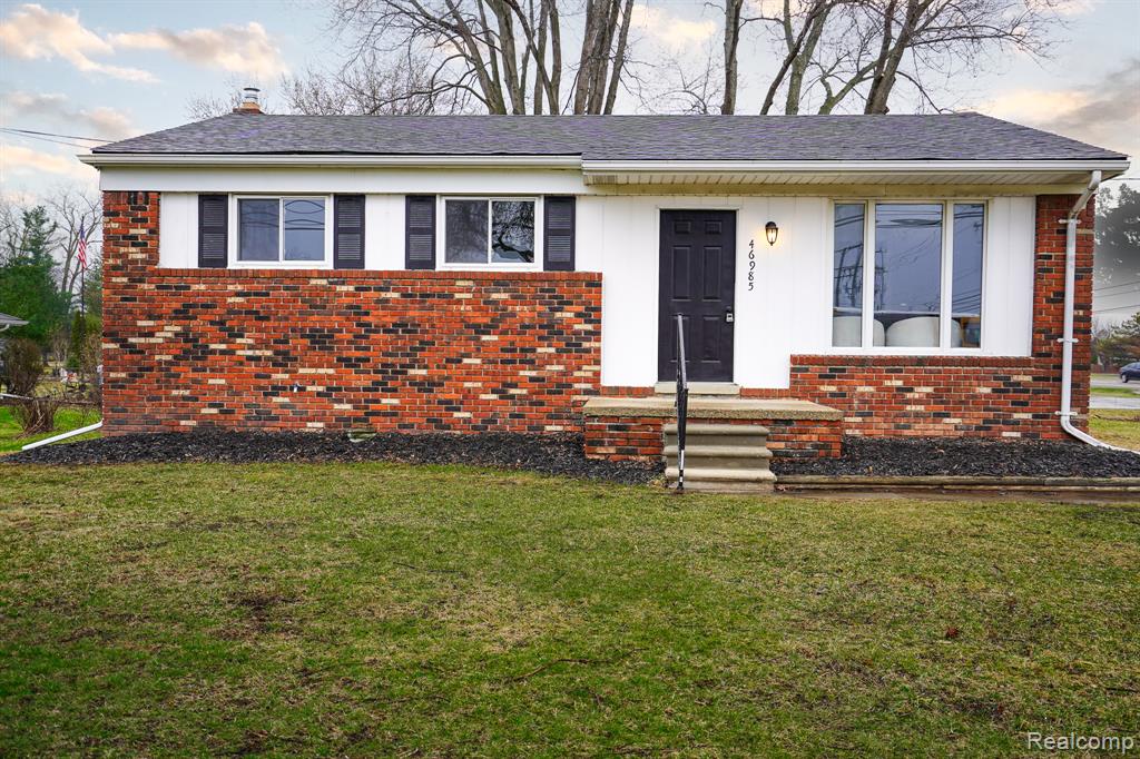 46985 Heydenreich Road, Macomb, MI 48044 — front exterior