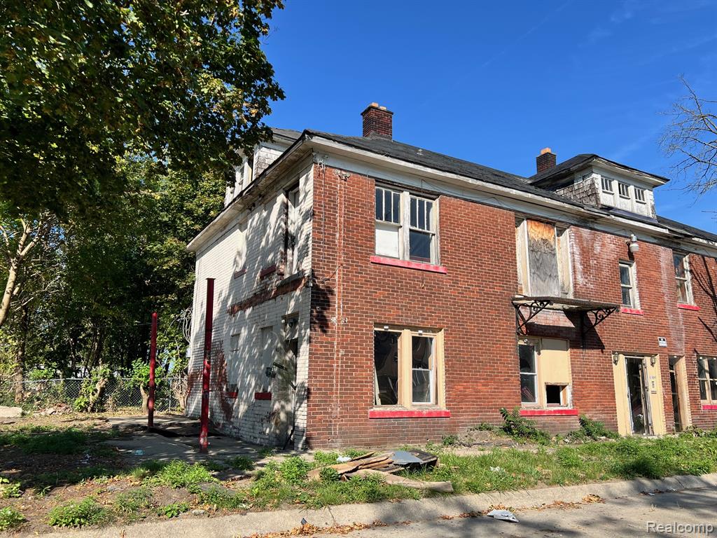 8140 Marion Street, Detroit, MI 48213 — Photo 2