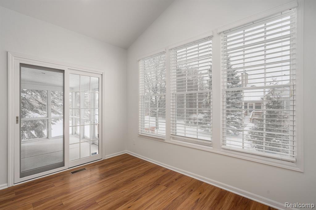 530 Wyngate Drive, Rochester, MI 48307 — Photo 25