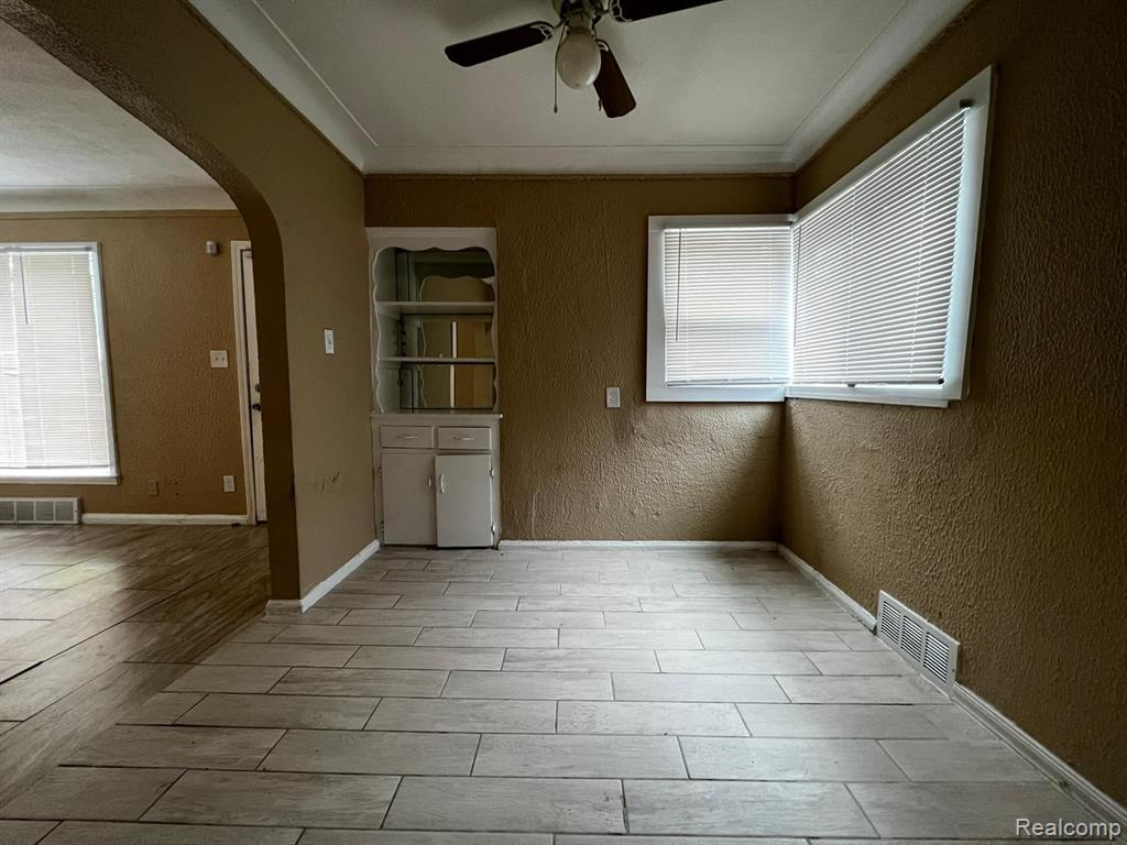 8260 COYLE Street, Detroit, MI 48228 — Photo 8