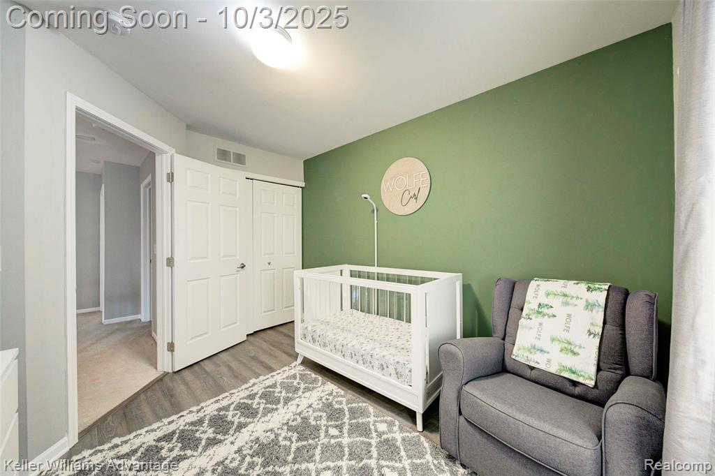 988 Calpernia, Wixom, MI 48393 — Photo 28