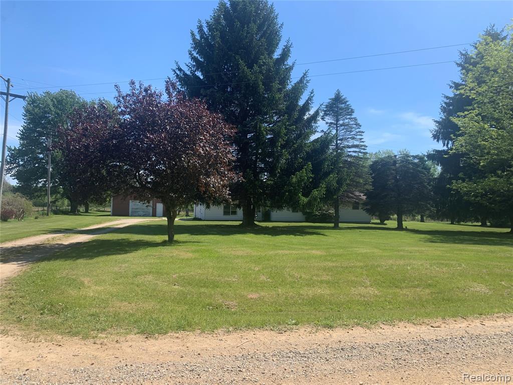 3494 Castle Road, North Branch, MI 48461