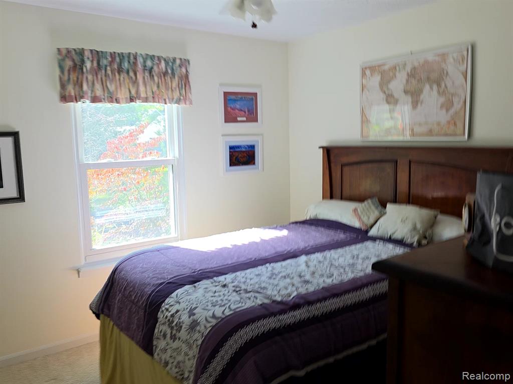 7098 Saint Charles Place, Kalamazoo, MI 49009 — Photo 17