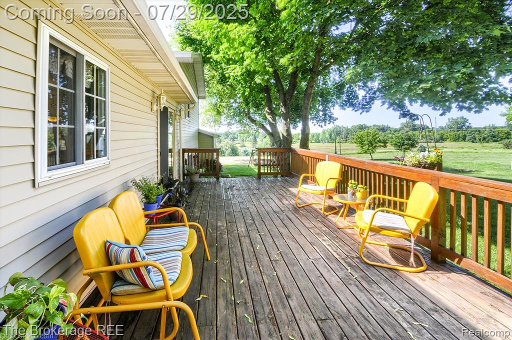 5725 Fostoria Road, Columbiaville, MI 48421 — Photo 5