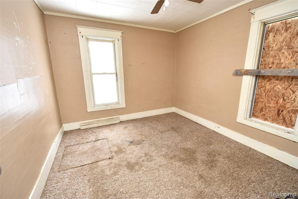 403 E King Street E, Owosso, MI 48867 — Photo 15