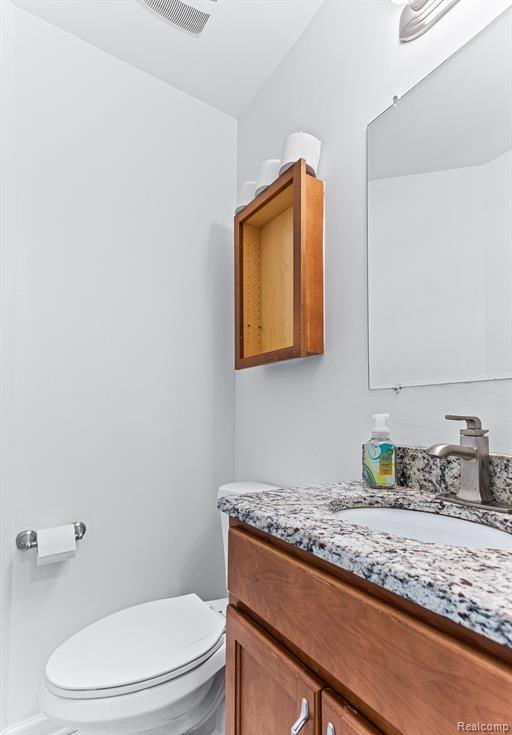 47086 Auburn Court, Utica, MI 48317 — Photo 11