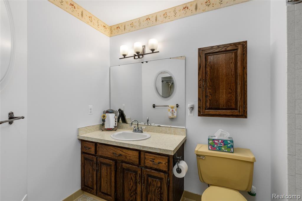9730 Gibbs Road, Clarkston, MI 48348 — Photo 23