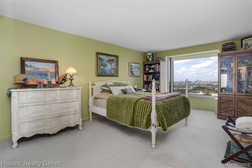 1300 E Lafayette Street, 2211, Detroit, MI 48207 — Photo 13