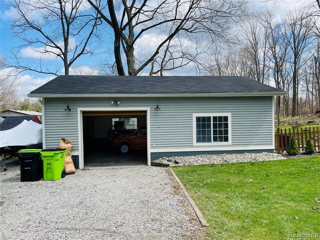 909 Williams Street, Fenton, MI 48430 — Photo 45