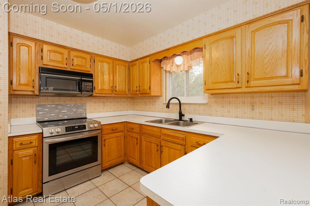 11198 Horton Road, Holly, MI 48442 — Photo 18
