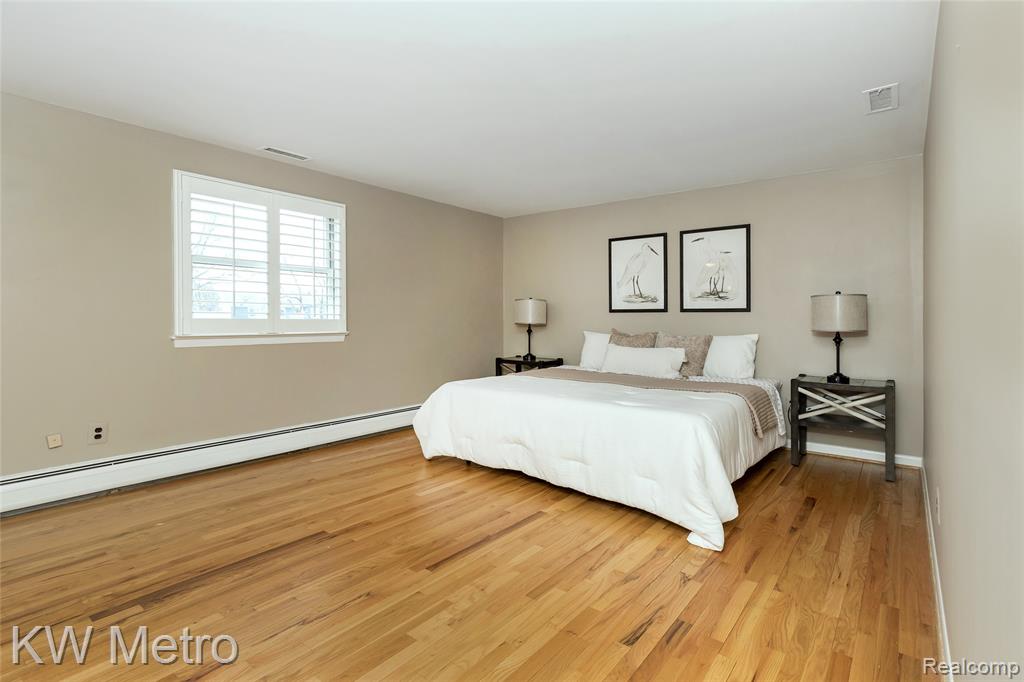 5897 Sutters Lane, Bloomfield Hills, MI 48301 — Photo 28