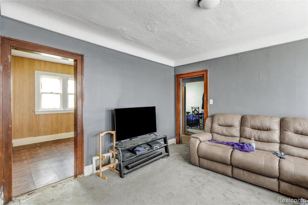 4666 Lillibridge Street, Detroit, MI 48214 — Photo 9