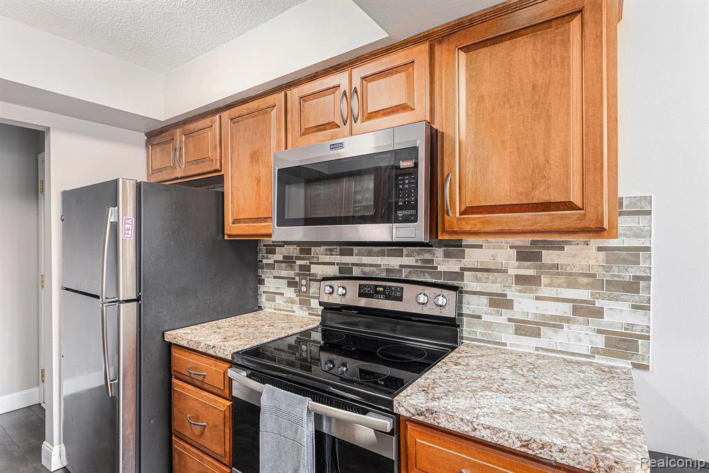 8150 24 Mile Road, Shelby Twp, MI 48316 — Photo 16