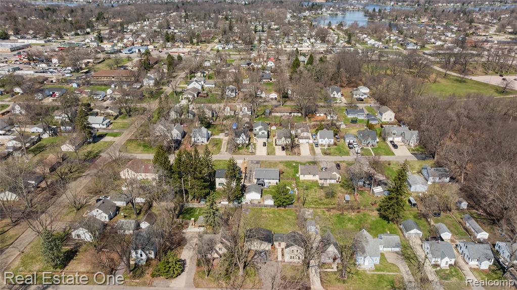 4058 Lomley Avenue, Waterford, MI 48329 — Photo 42