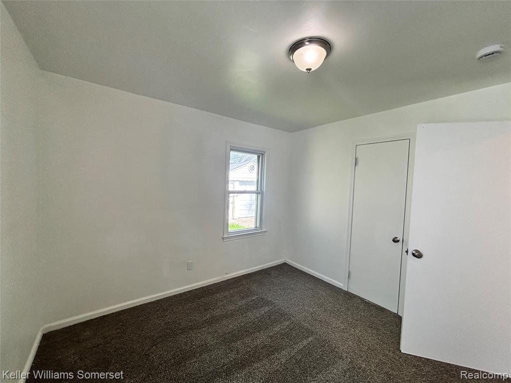 18350 Codding Street, Detroit, MI 48219 — Photo 9