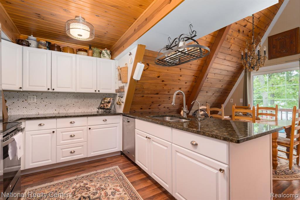 3627 Merritt Lake Drive, Metamora, MI 48455 — Photo 17