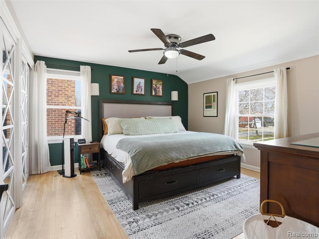 2073 Lochmoor Boulevard, Grosse Pointe Woods, MI 48236 — Photo 29