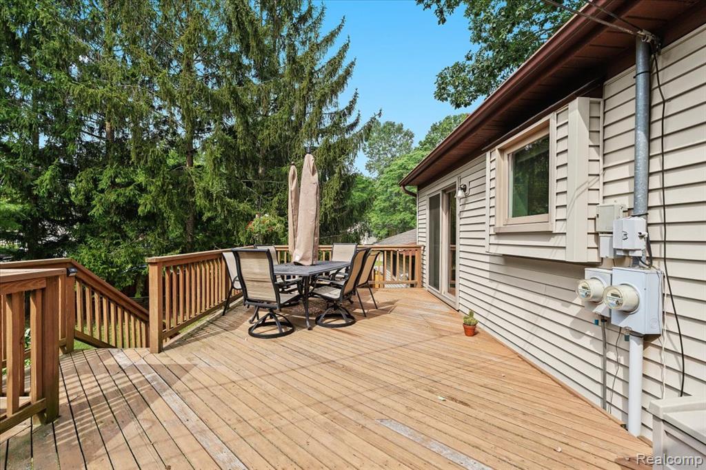 5375 Prentis Road, Waterford, MI 48327 — Photo 33