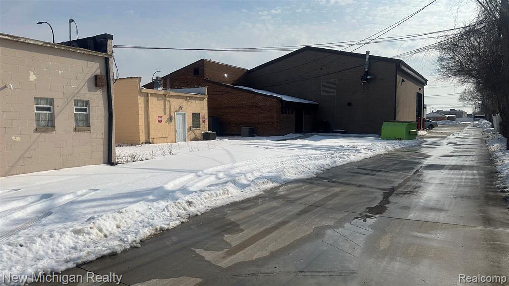 26385 John R Road, Madison Heights, MI 48071 — Photo 8