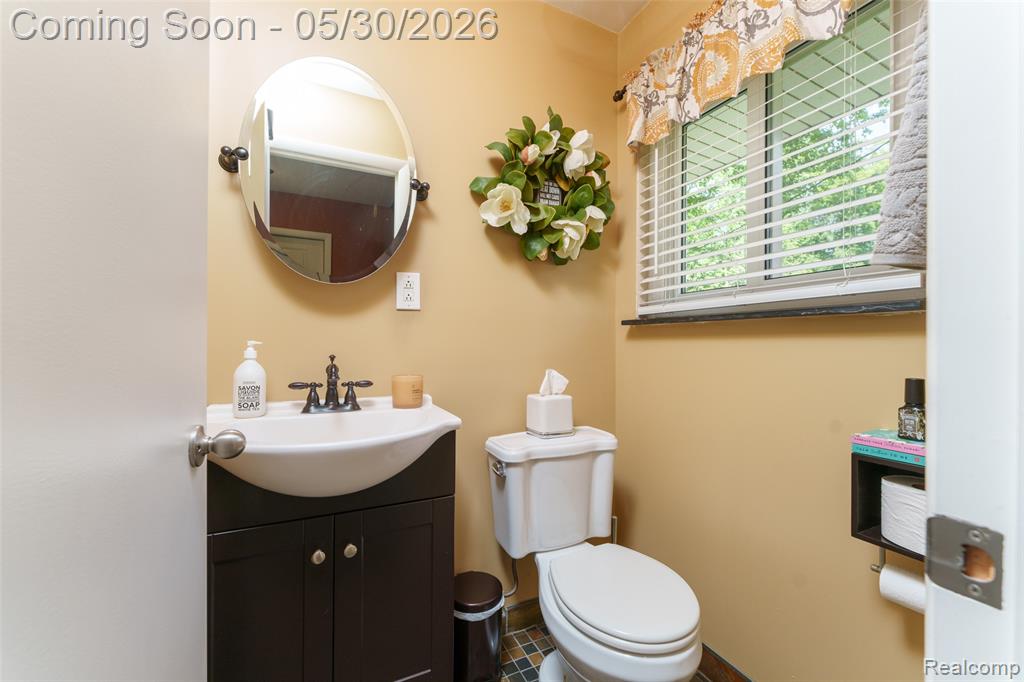 2172 Devonshire Road, Bloomfield Hills, MI 48302 — Photo 20