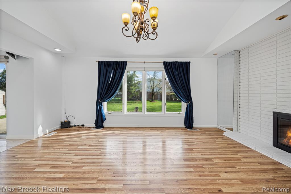 6240 Wynford Drive, West Bloomfield, MI — Photo 27