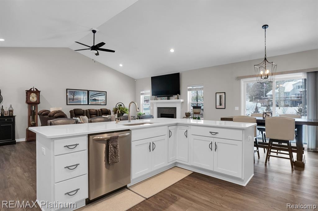 10029 Quarry Ridge Road, Clarkston, MI — Photo 27