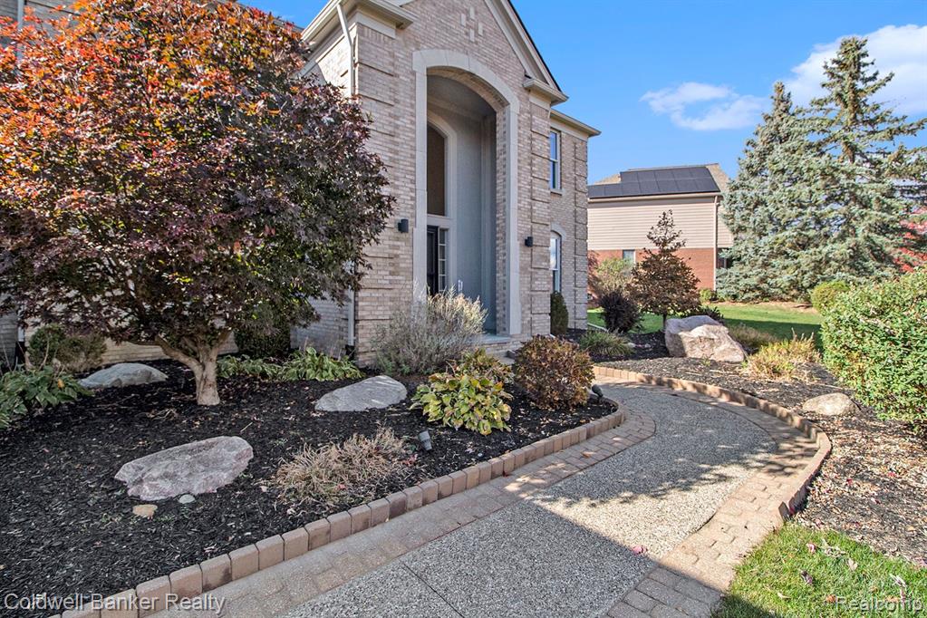 17301 OAK HILL Drive, Northville, MI 48168 — Photo 5