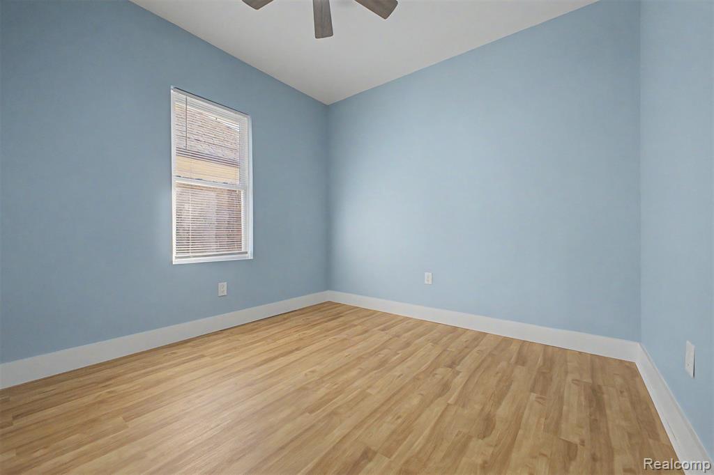 5060 S Clarendon Street, Detroit, MI 48204 — Photo 36