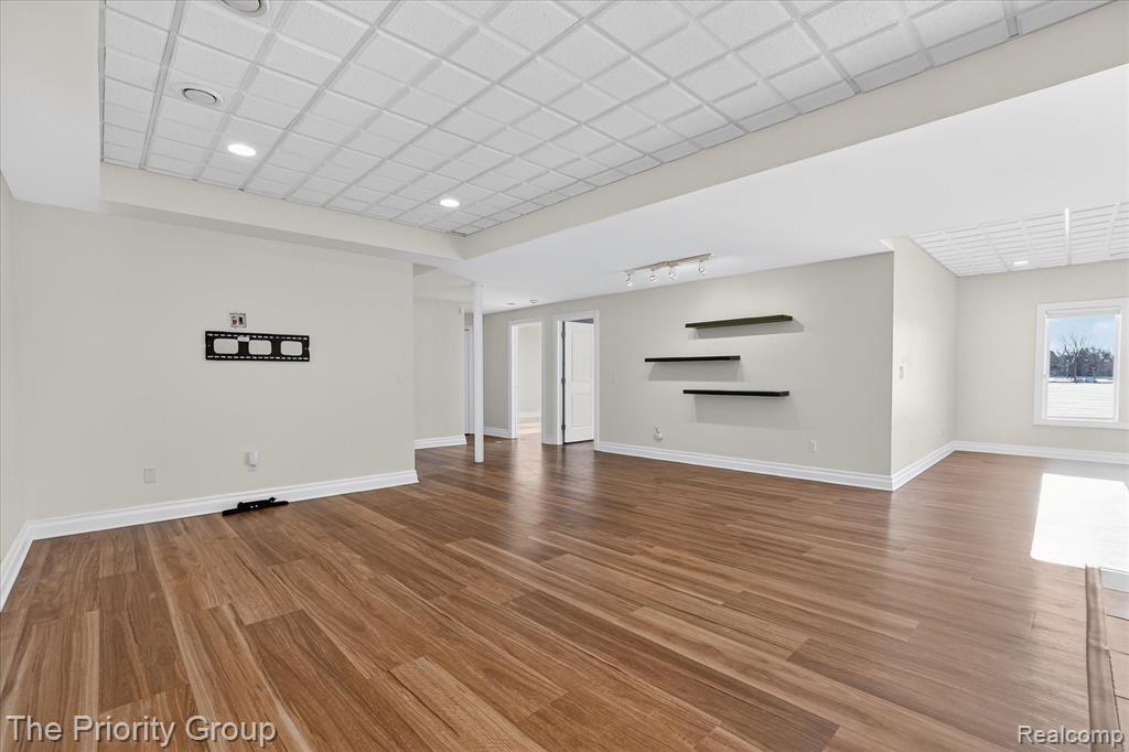 11467 Bay Shore Drive, Fenton, MI, 48430