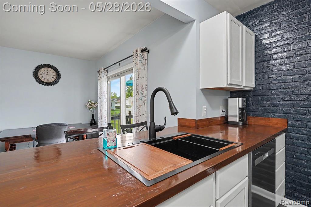 5506 Old Franklin Road, Grand Blanc, MI 48439 — Photo 9