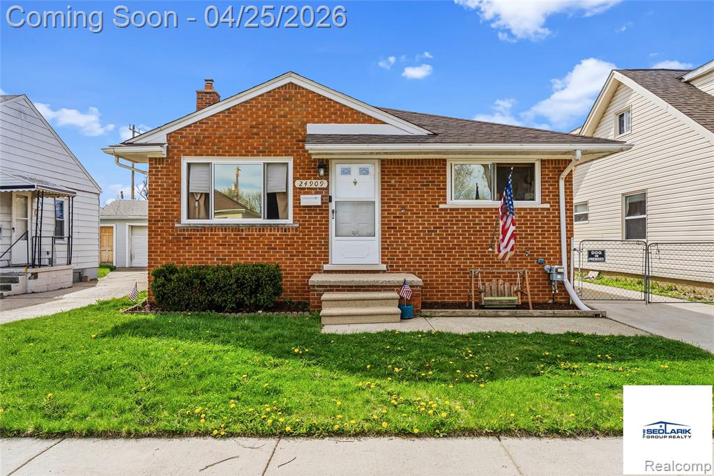 24909 Saxony Avenue, Eastpointe, MI 48021 — Photo 3
