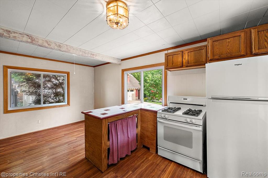 735 Novi Street, Northville, MI 48167 — Photo 12