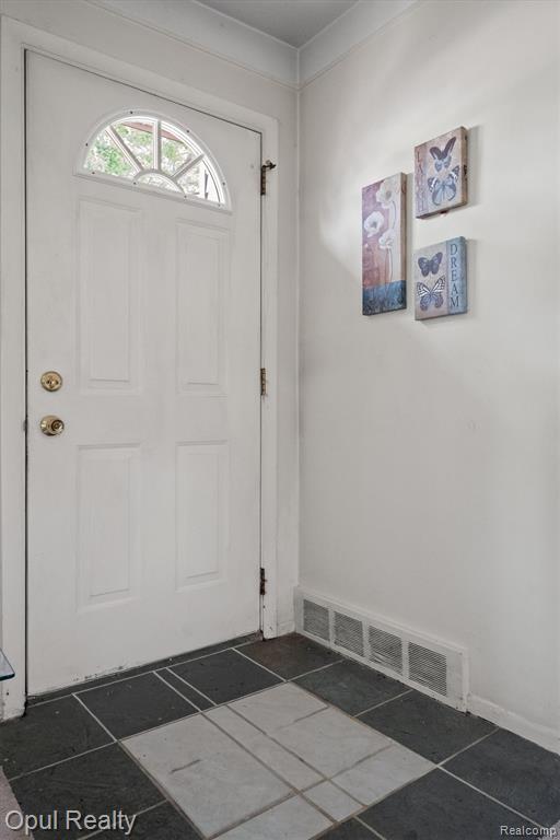 1218 Barchester Street, Westland, MI 48186 — Photo 7