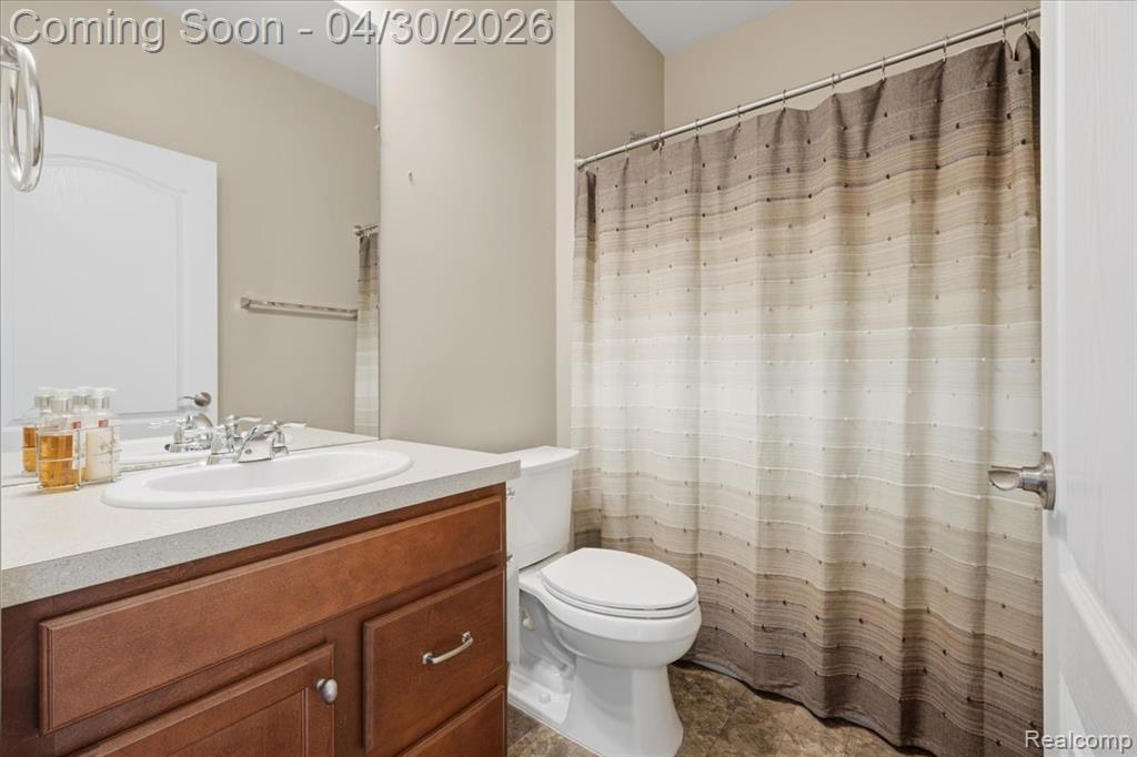 3031 Sumerlyn Court, Auburn Hills, MI 48326 — Photo 20