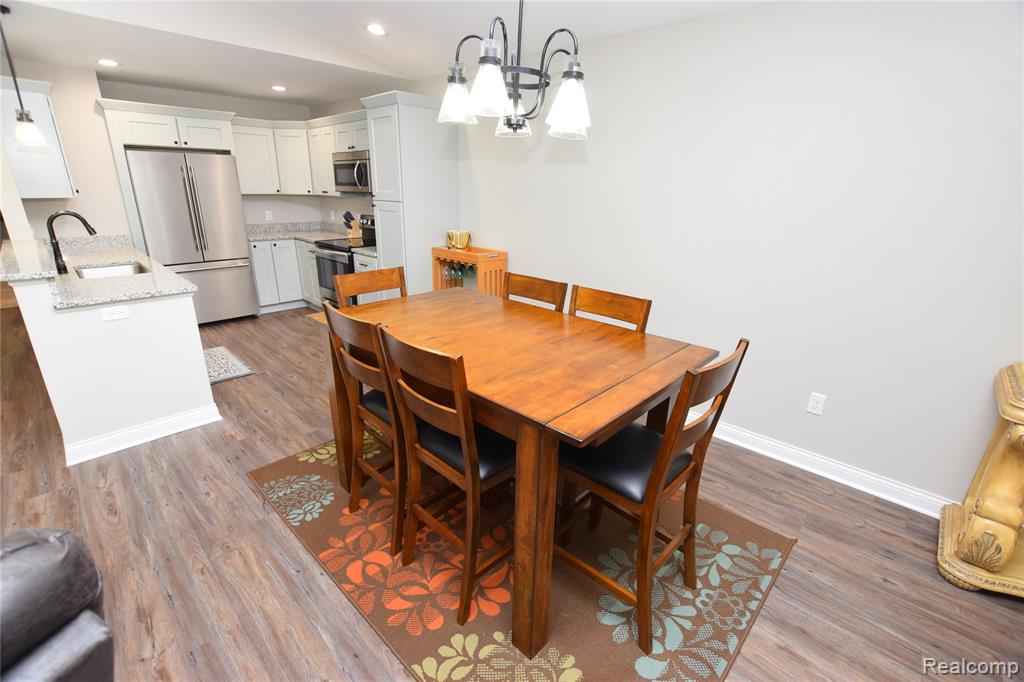 899 Watercress Lane, Fenton, MI 48430 — Photo 5