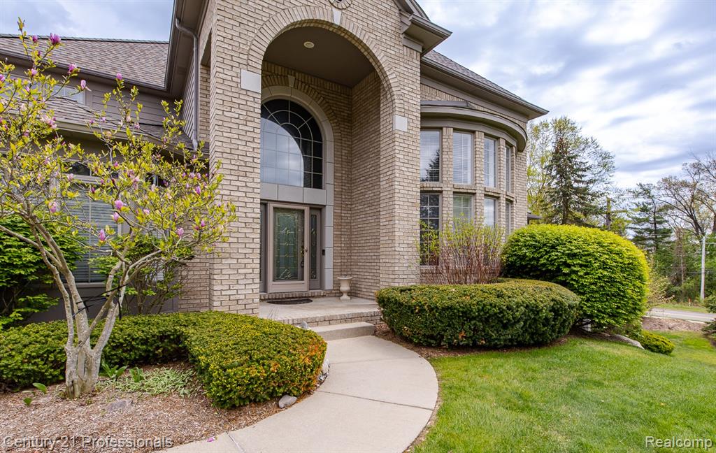 6410 Enclave Drive, Clarkston, MI 48348 — Photo 5